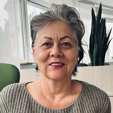 Dr. Angela Krewani